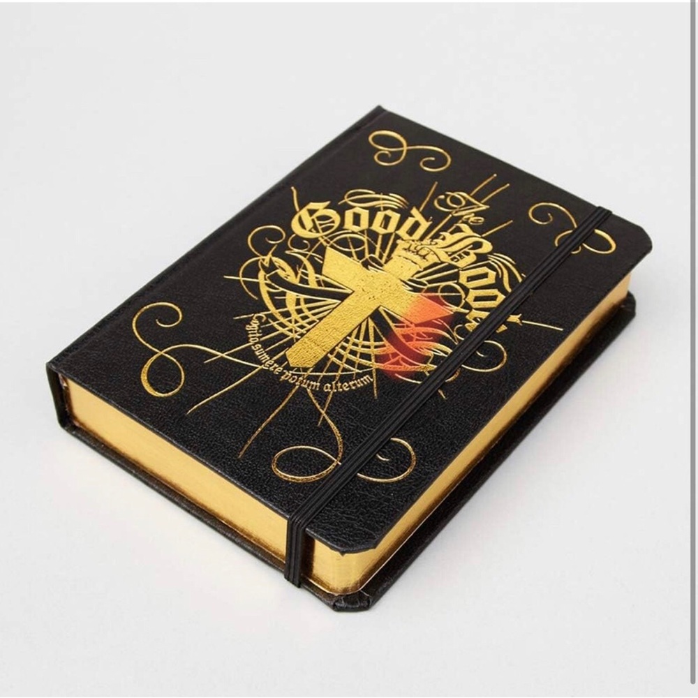 Suck UK Bible Hip Flask - Fake Bible - Hidden Alcohol Stash - Holy Book Hipflask